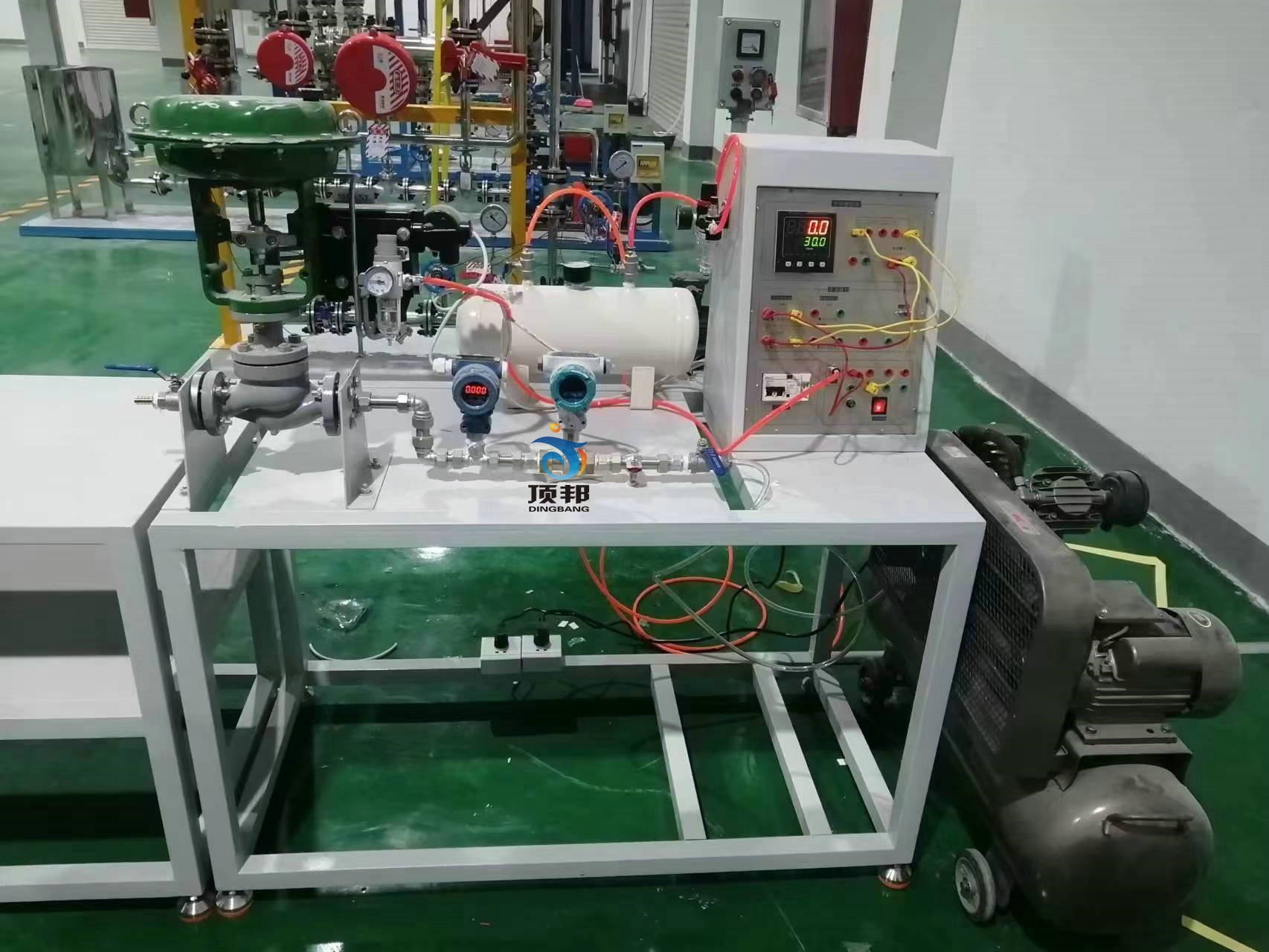 ����{��(ji��)�y���b�{У��Ӗ�b��