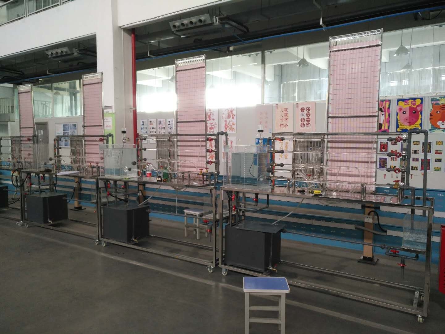 流體力學(xué)綜合實驗裝置