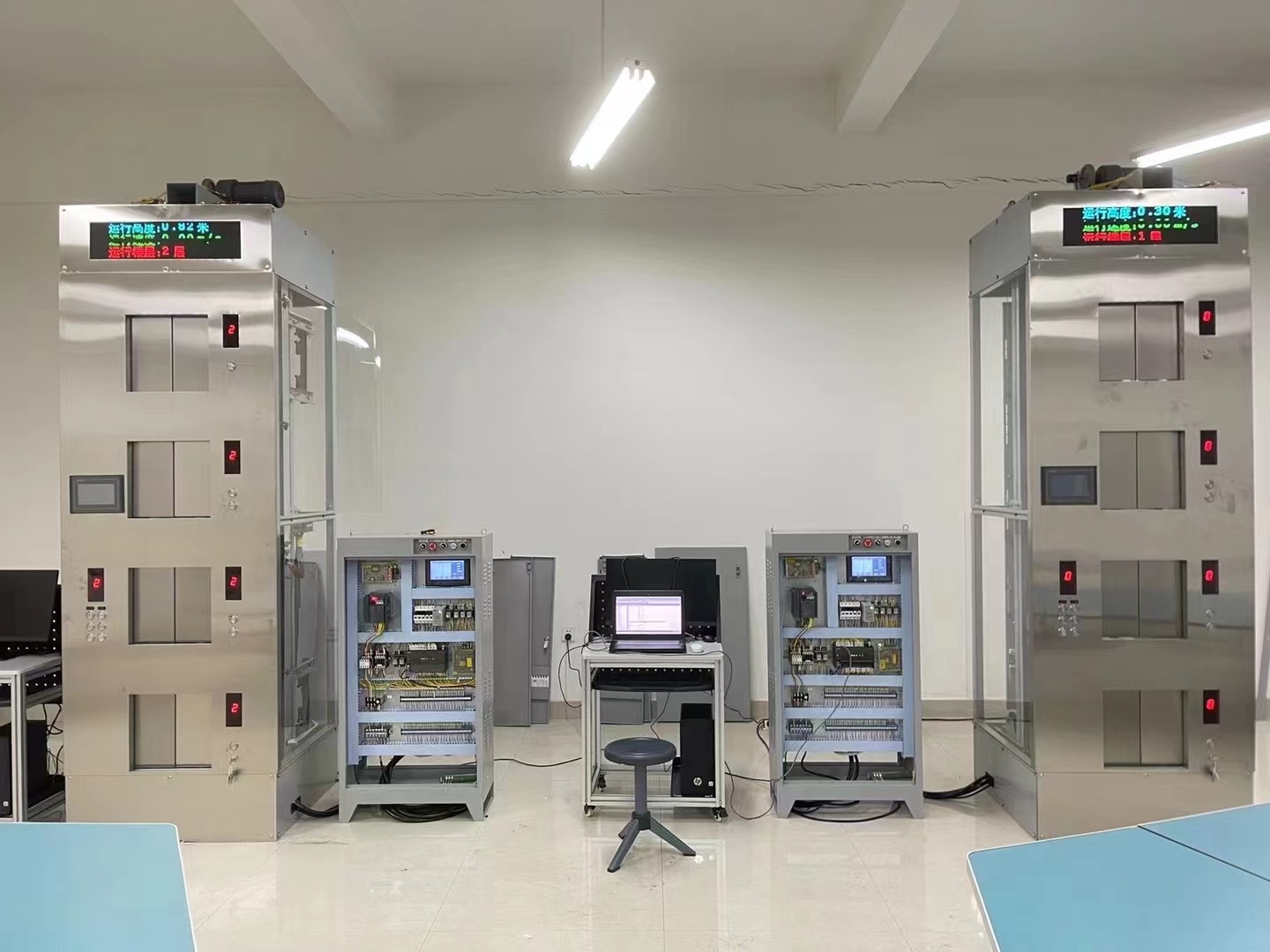 電梯控制技術(shù)綜合實訓(xùn)裝置