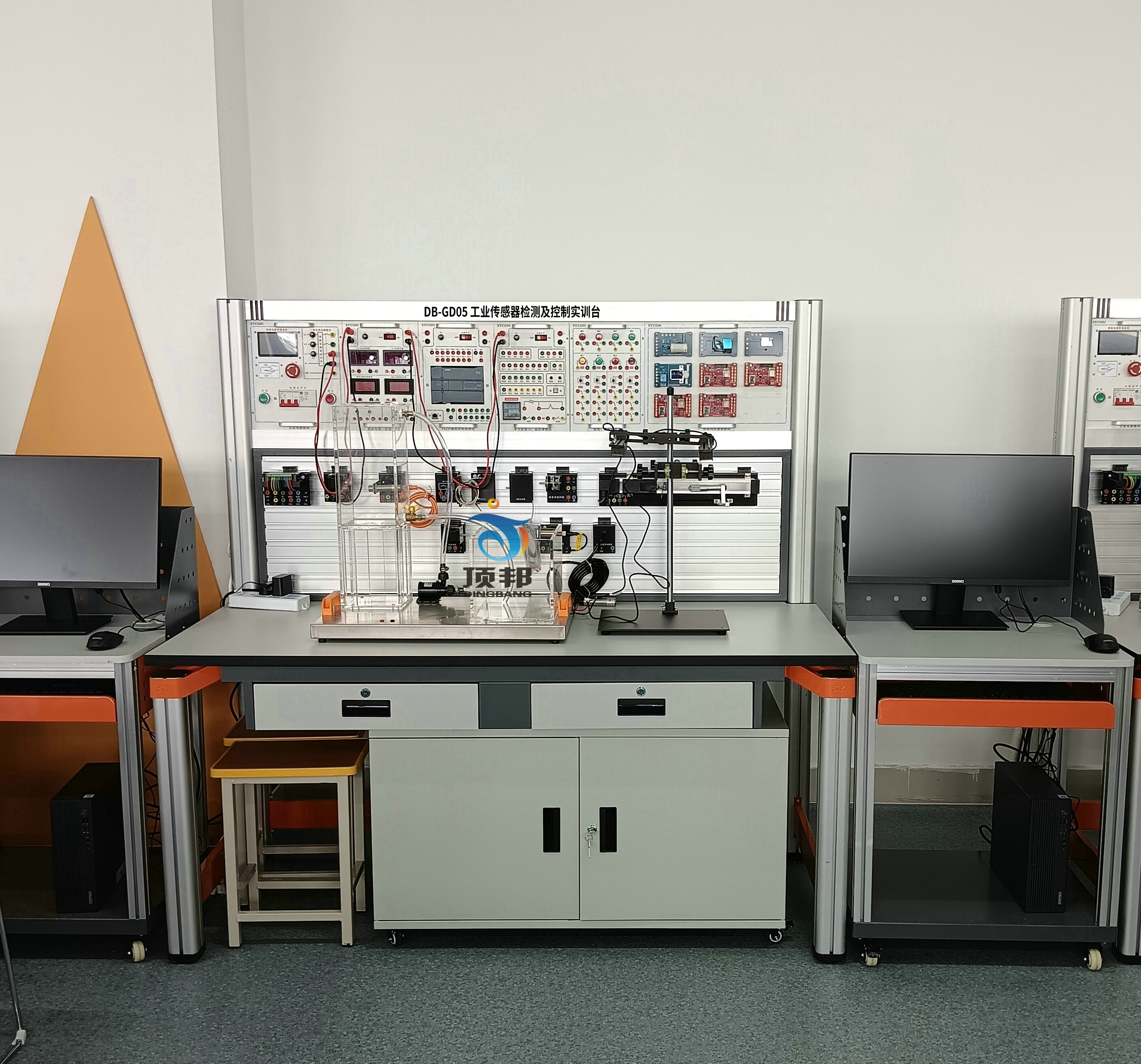 工業(yè)傳感器檢測及控制實訓(xùn)臺